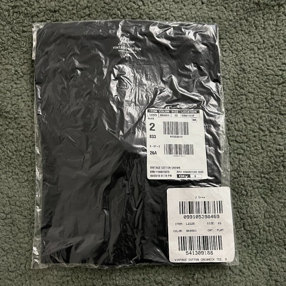 J Crew Vintage T-shirt, Sixe XS, Black, NWT